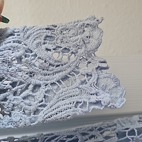 BEDFORD FAIR LACE TOP - Picture 4 of 8